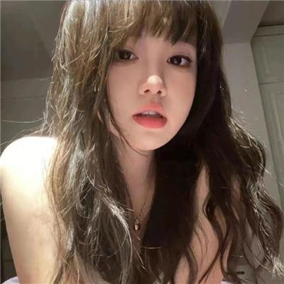 拥抱星星的月亮